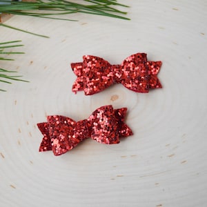 READY TO SHIP Piggies, Red Pigtail Bow Set, Mini Bows, Pixie Style Pigtail Bows, Piggy Bows, Mini Bows, Dainty Bows, Christmas Pigtail Set