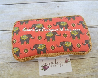 READY TO SHIP Elephants on Coral Travel Baby Wipe Case, Diaper Wipes Case, Wipecase, Elephant Baby Shower Gift, Wipe Clutch, Wipe Holder