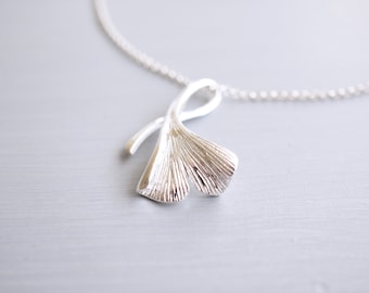 Halskette aus Sterlingsilber mit Ginkgoblatt | Botanischer Schmuck | Natur-Halskette