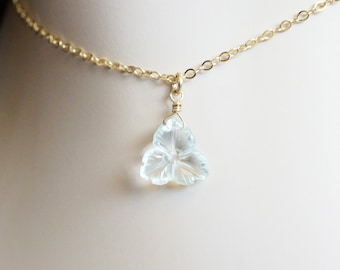 Green Amethyst Flower Gold Necklace, Amethyst Jewelry, Carved Gemstone, Gemstone Flower, Green Gold Necklace, Flower Necklace, Gift for Her