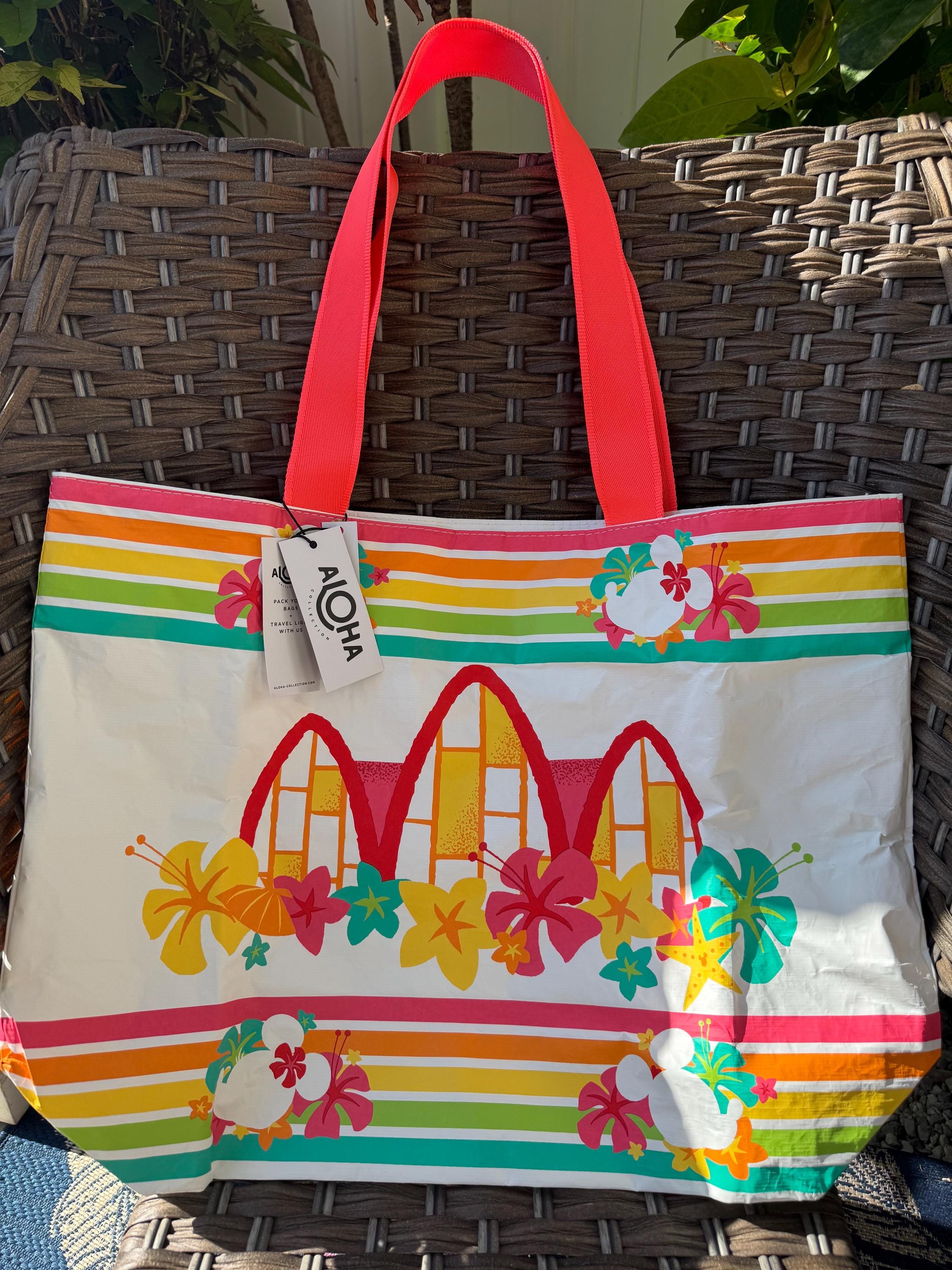 AULANI限定 ALOHA COLLECTION トートバッグ ALOHA Collection X Disney Aulani Exclusive Tote Bag | With Mickey