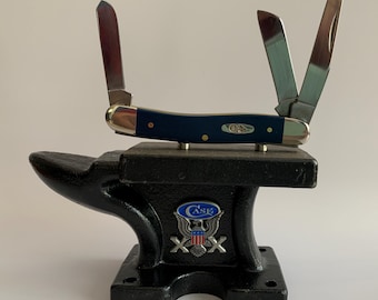 Mini Cast Iron Anvil Knife Display – Case XX Logo, Magnetic Holder