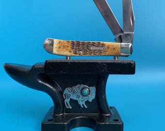 Mini Cast Iron Anvil Knife Display – Bison Western Decor, Magnetic Knife Stand