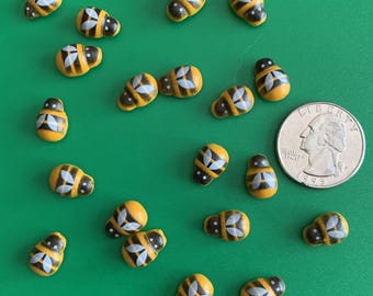 Miniature Wooden Bee Embellishments: Scrapbook, Fairy Garden Decor