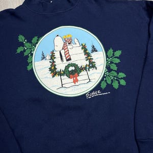 Vintage 1965 The Peanuts Snoopy Christmas Wreath Artex Mock Neck Sweatshirt L