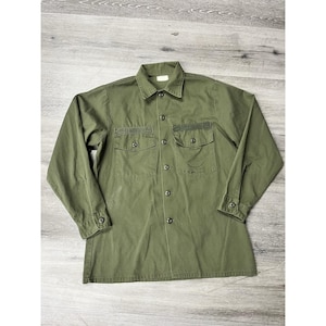 Vintage Vietnam Era US Army OG-107 Cotton Fatigue Shirt Patched See Measurements