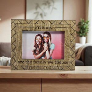 Personalisierter Bilderrahmen, individuell gravierter Holzbilderrahmen, Sentimentale Geschenke, Freunde Geburtstagsgeschenk,