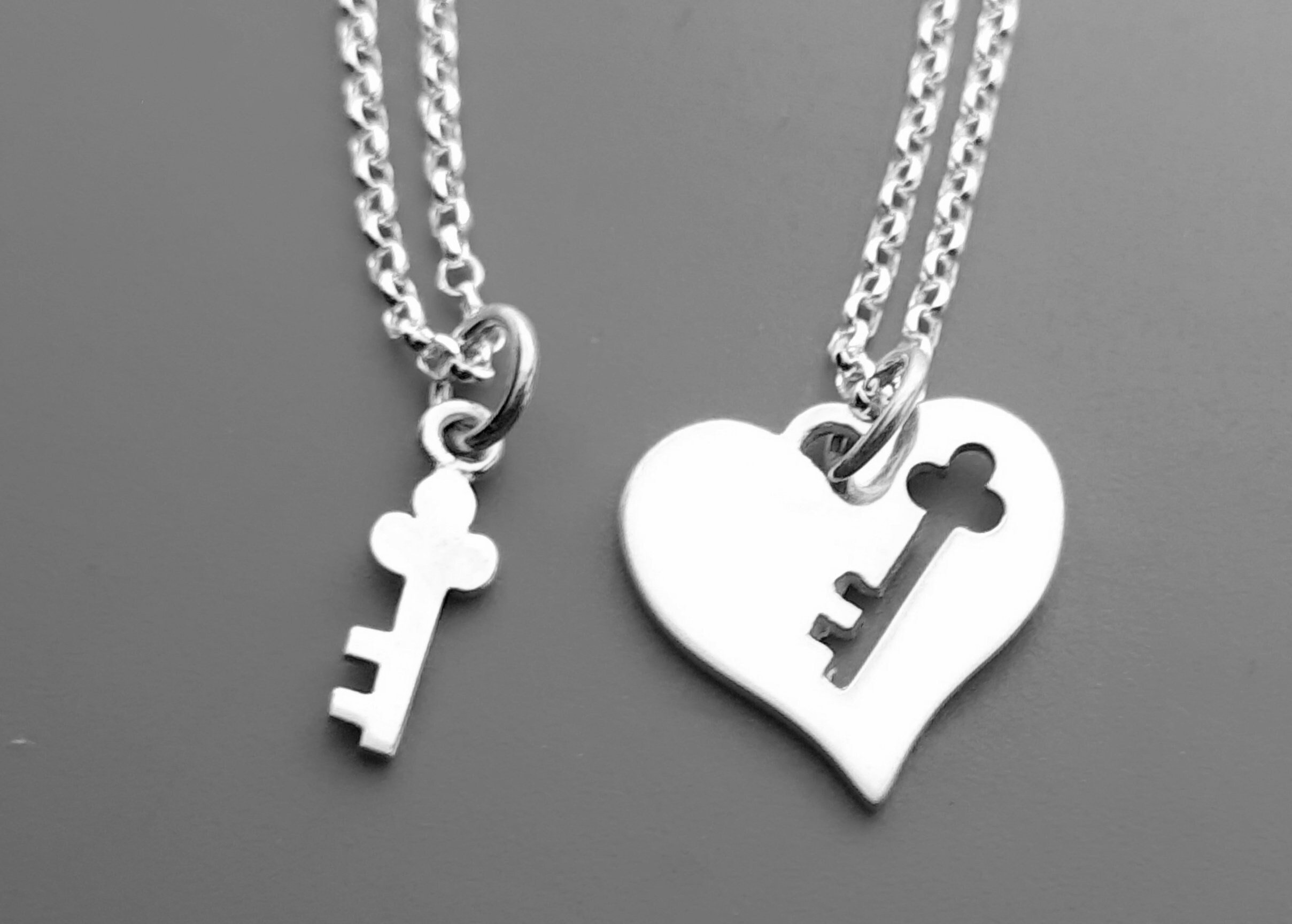 Heart and Key Necklace Set Mother 