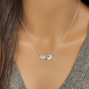  LONAGO Bunny Necklace Two Rabbits Heart Pendant, Mother and  Child Rabbit Necklace 925 Sterling Silver Gift for Mom Daughter Women Girl  : Clothing, Shoes & Jewelry