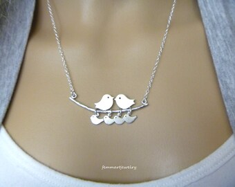 Birds Necklace - Mommy Gift Necklace - Mother's Day Gift - Mom Necklace - Baby birds - Lovebirds