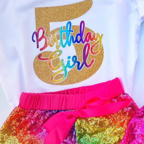 Rainbow birthday shirt for a girl Rainbow birthday outfit Kleding Meisjeskleding Tops & T-shirts T-shirts Over the rainbow party 5th birthday party rainbow theme 