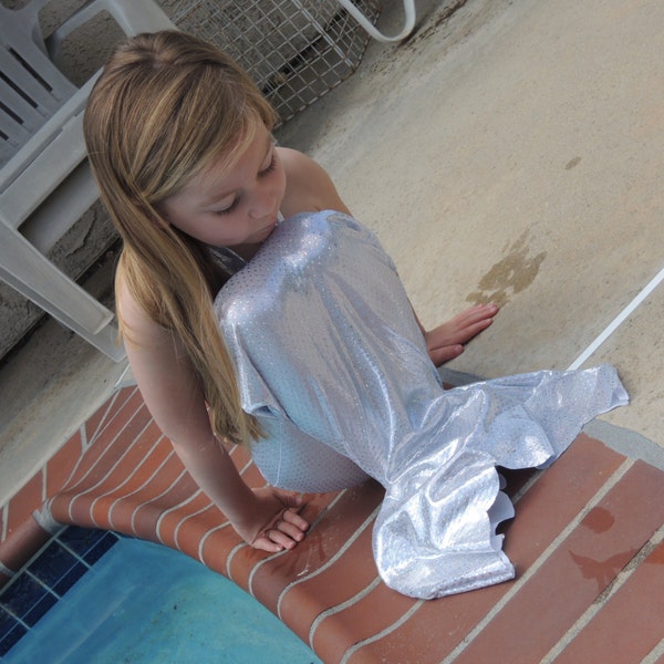 DIY, Mermaid Tail Pattern and Tutorial, 2 Sizes pdf, Instant Download, Dress Up Play