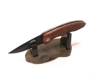 Small Fixed Blade / Pocket Knife Display Stand - Dark Brown Polished Stone Base / Gloss Brown Uprights