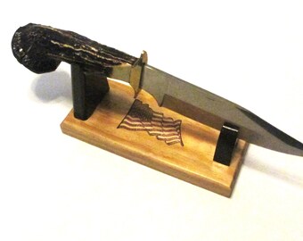 Large Fixed Blade Knife Display Stand - Solid Clear Pine Base with laser etched waving United States flag, Gloss Brown Uprights.