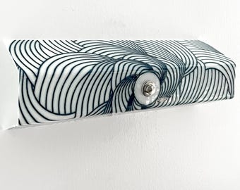 Bathroom Wall Sconce with Cheshire Pattern, Aventurine Blue