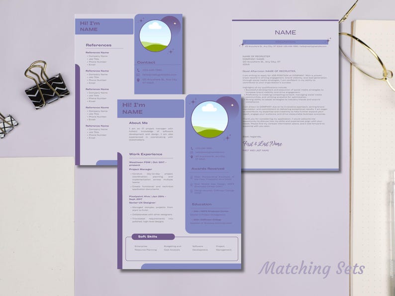 Peut inclure: Ensemble de mod&egrave;les de CV lavande et blancs au design moderne. Les mod&egrave;les comprennent des sections pour les r&eacute;f&eacute;rences, les coordonn&eacute;es et l'exp&eacute;rience professionnelle. La phrase "Matching Sets" est au bas de l'image.