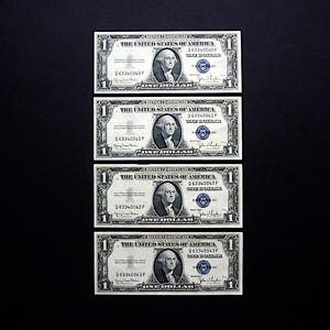 1935 D Silver Certificates / US Paper Money / US Currency / One Dollar Bill / Lot of 4 / Uncirculated Crisp  Pristine / Not Graded