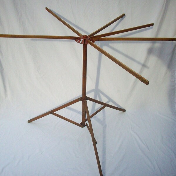 Vintage Clothes Drying Rack / Wood / Tripod