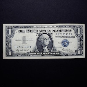 1957 Silver Certificate Blue Seal US Paper Note / Not Graded Not Certified / CRISP Clean Uncirculated Collectible Condition / US Paper Money