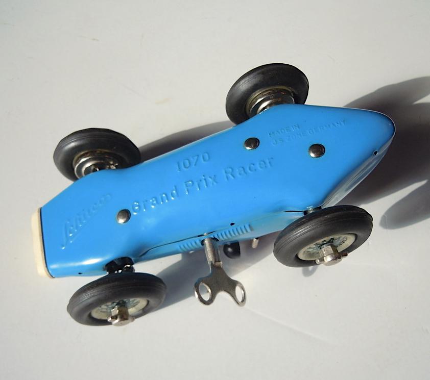 Schuco Grand Prix Racer 1070 / Vintage Clockwork Toy Car Schuco Grand Prix Racer 1070 / Vintage Clockwork Toy Car