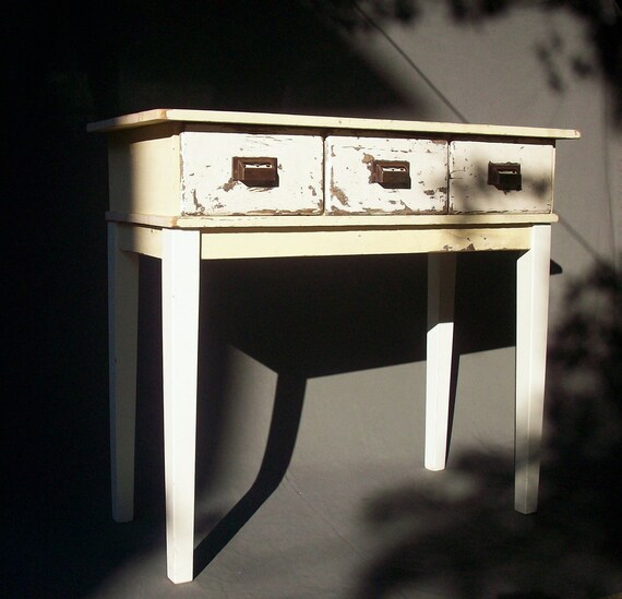 Vintage 3 Drawer Table Entry Table Foyer Table Sideboard Etsy