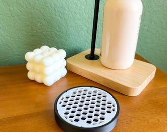 Posavasos levitante con bandeja antigoteo / Posavasos moderno impreso en 3D para escritorio y hogar.
