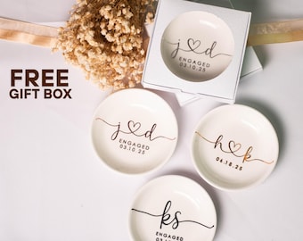 Gepersonaliseerde keramische ringschotel, aangepaste initialen verlovingscadeau, minimalistisch dienblad bruidsieraden