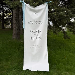 Custom Wedding Fabric Sign, Linen Wedding Welcome Sign, Modern Outdoor Wedding Banner, Personalized Wedding Decoration,Engagement Party Sign