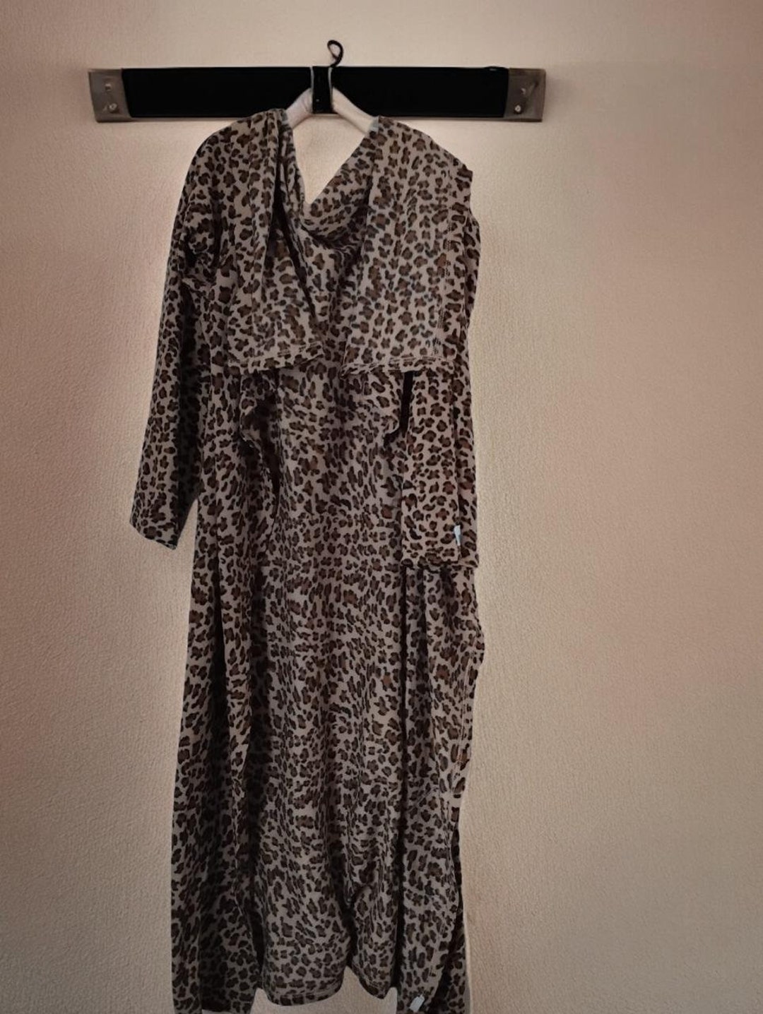 Leopard Animal Print Snuggie oversized.in Good Condition.70long. Etsy UK