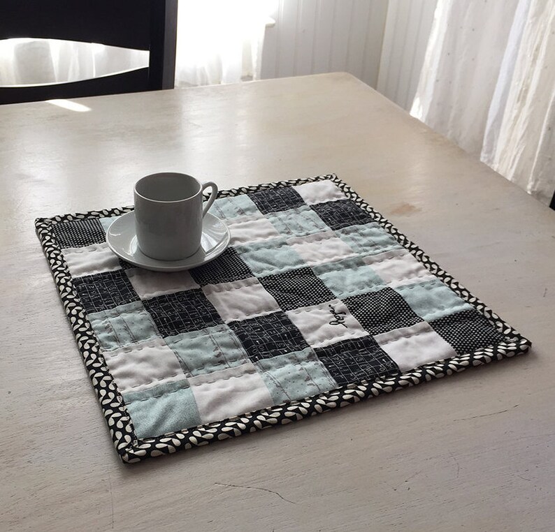 FREE shipping Hope filled Snack Mat Hand quilted