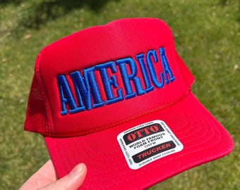 Patriotic Trucker Hat for Summer Outdoor Gear for Women USA Gift for July 4th Accessory Mesh Back Snapback Design Vintage Style America