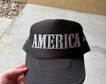 Patriotic Trucker Hat for Summer Outdoor Gear for Women USA Gift for July 4th Accessory Mesh Back Snapback Design Vintage Style America