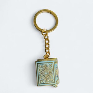 Quran Keychain - Enamel blue Quran keychain