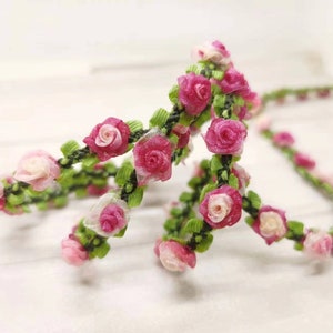 Édition spéciale|Bourgeons de rose compacts ombrés sur une bordure en ruban rococo tissé rouge|Ruban floral décoratif|Scrapbook|VêtementsFournitures de loisirs créatifs