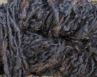 Black art yarn handspun alpaca 90yds 7oz Obsidian corespun locks local alpaca soft garden party fibers free ship