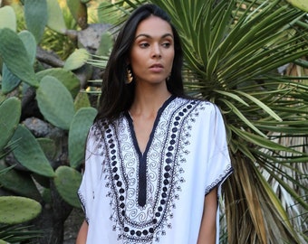 Spring White & Black  Caftan Kaftan Berber -resort kaftan,home dress kaftan, lounge kaftan,beach kaftan,gift for her, Ramadan dress