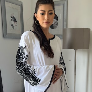 Summer White Floral Marrakech Bohochic Kaftan Caftan,  Dress, Embroidered kaftan, Embroidered Dress, Resort kaftan,home dress, Gifts,holiday