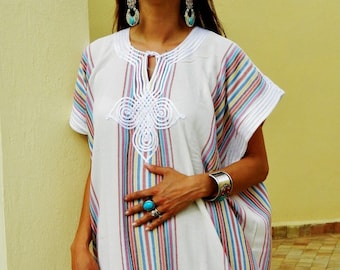 Sommarresortkaftan Kaftan - Vit - kläder, abayas, som strandkläder, strandplagg, resortkläder, kaftan, gravidkläder, födelsedagspresenter, semester