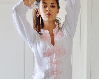 Spring Boho White Moroccan Bedouin Tunic- tunic, shirt, moroccan shirt, resort wear wear, beach wear, tunic,embroidery shirt, Gifts for her