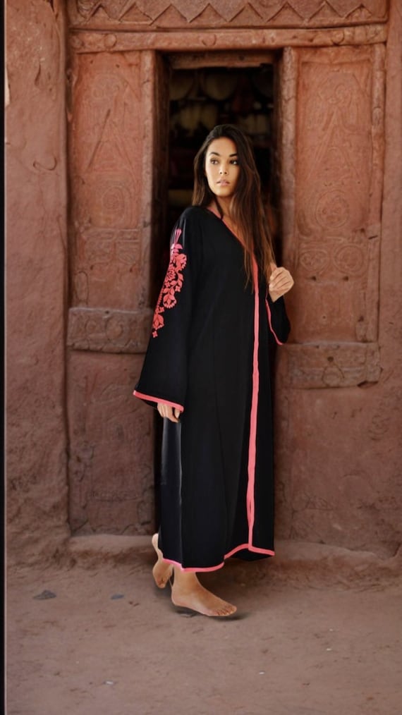 Valentines Day Dress,Spring Black Floral Marrakech Bohochic Kaftan Caftan,home Kaftan,Embroidered kaftan, Lounge Kaftan, Moroccan