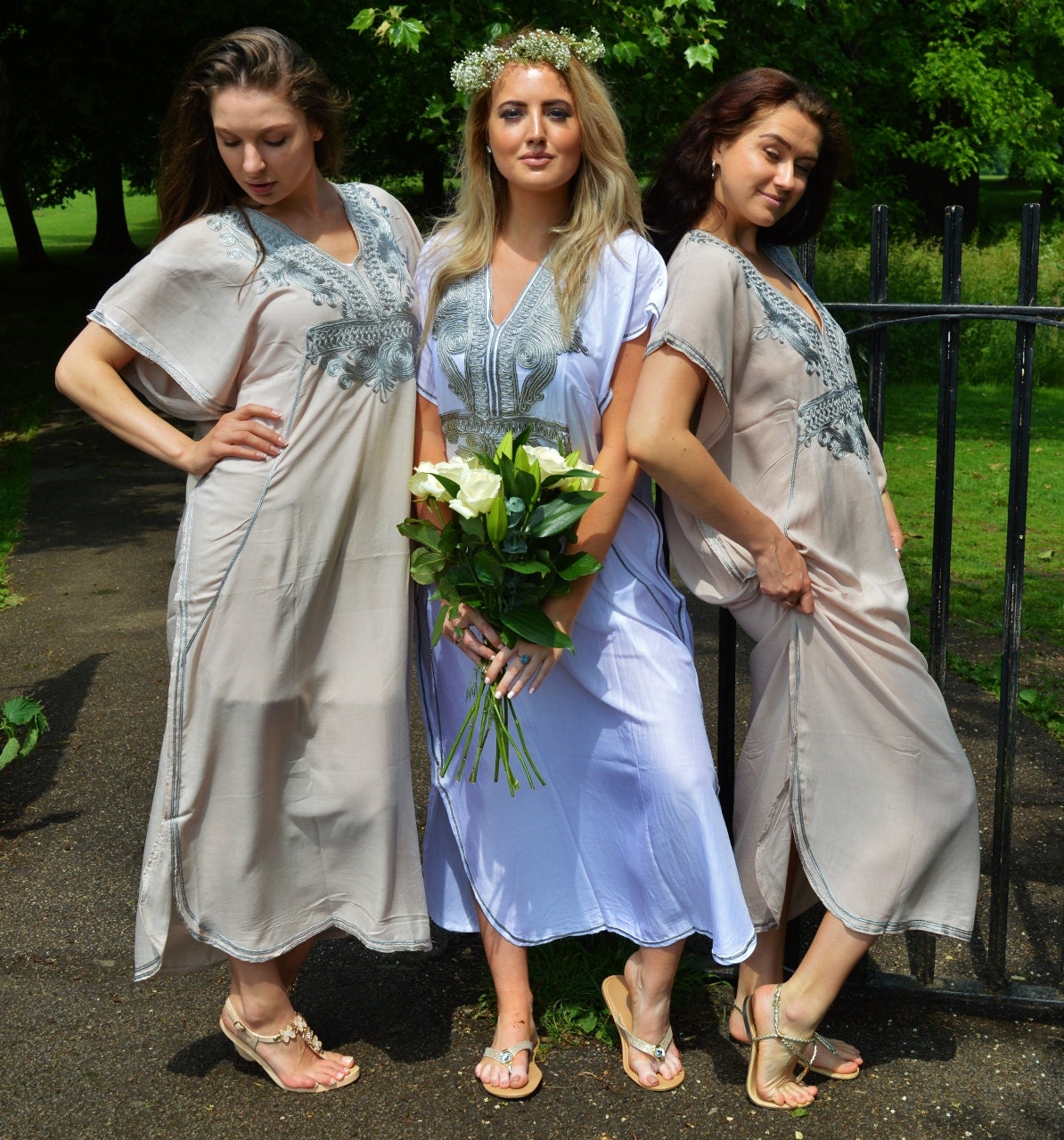 Set Of 8 Bridesmaid Robes Bridesmaid Gifts White Silver Marrakech