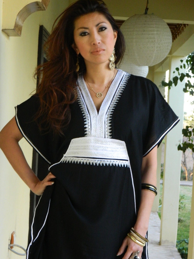 what to wear with red cap and gown
