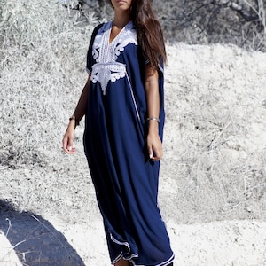 MM OriginalRobe caftan caftan bleu marine et argent bohème Marrakech, robe de plage, tenues de plage, tenues de villégiature, lounge, grandes tailles, cadeaux pour elle image 6