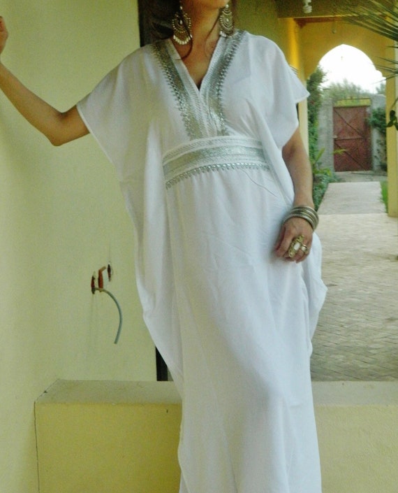 Summer White Kaftan, Caftan, maxi dress, Bridesmaid robe, Resort Kaftan, Moroccan, beach wedding, bridal shower party, gifts,summer dress