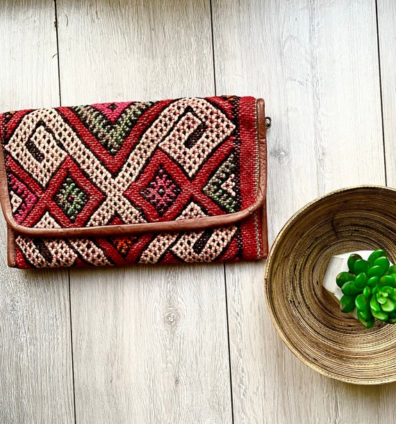 Moroccan Red Kilim Hand Clutch with Shoulder Straps Berber style-bag, handbag, purse, no.4 gifts, gifts  her  Ramadan,Gifts for her