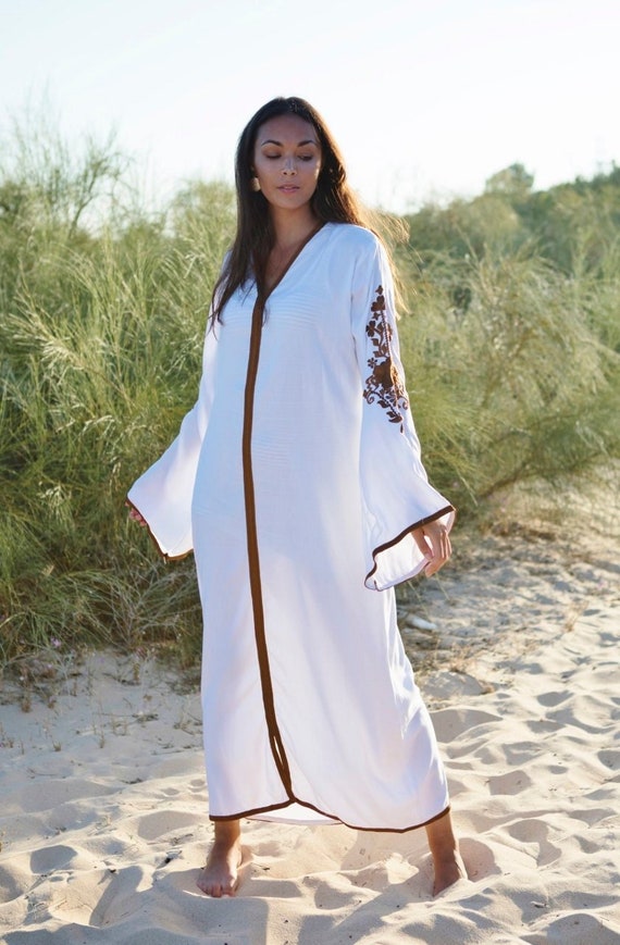 Summer White  Kaftan-Floral Marrakech Bohochic Caftan, Lounge Dress, Embroidered kaftan, Embroidered Dress, , , boho , maxi dress,,Eid