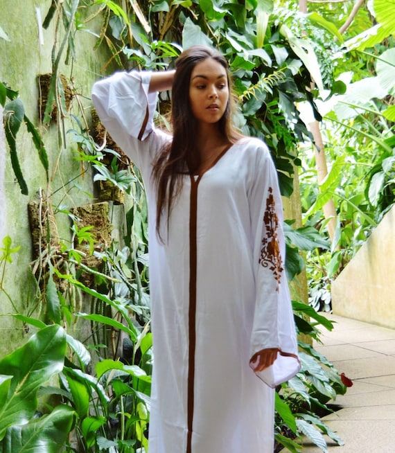 Summer Caftan White Floral Kaftan Marrakech Bohochic Caftan, Lounge Dress, Embroidered kaftan, Embroidered Dress, boho , maxi dress, gifts