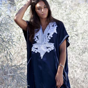 MM OriginalRobe caftan caftan bleu marine et argent bohème Marrakech, robe de plage, tenues de plage, tenues de villégiature, lounge, grandes tailles, cadeaux pour elle image 5