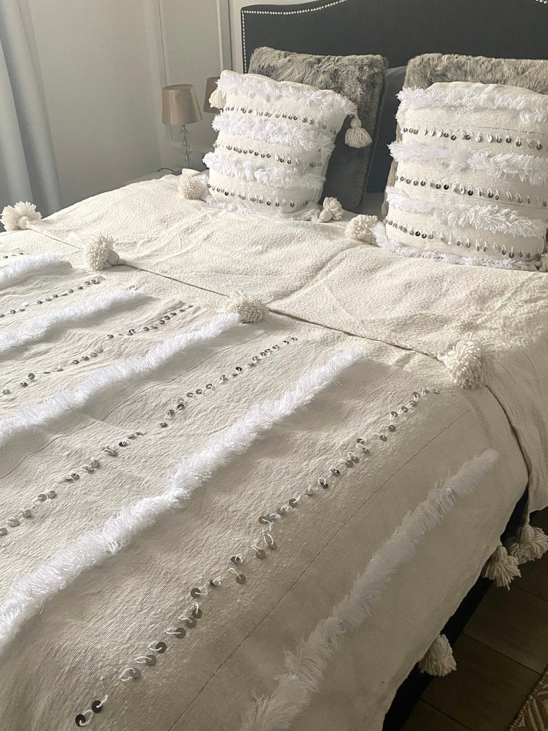 Moroccan white Handira Bed Cushions, Pillows, Bed Pillows, Wedding gift, Easter gifts, gift her, gift for him, home gift,,Gifts for her image 8