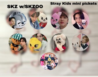 K-pop Stray Kids SKZOO Mini Fan Picket Keychain - Etsy